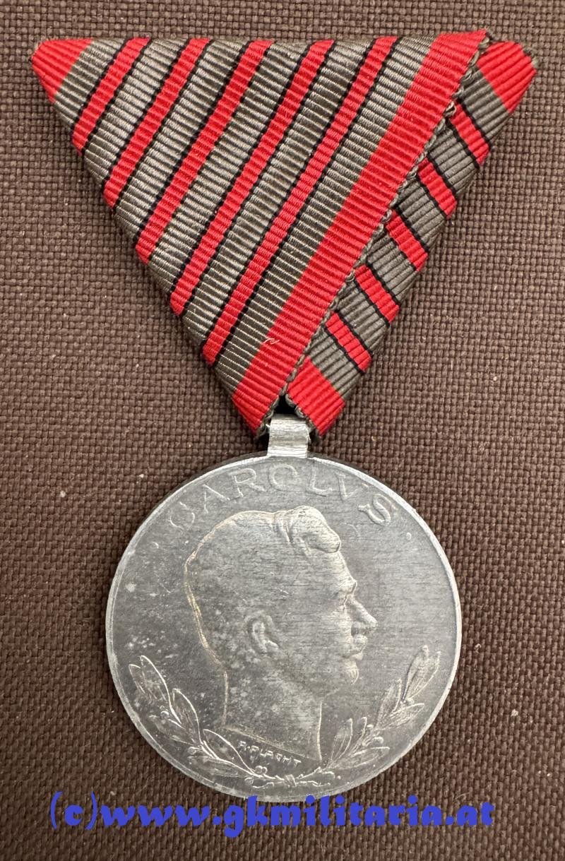 6er Satz Verwundetenmedaille Kaiser Karl I. !! — image 6