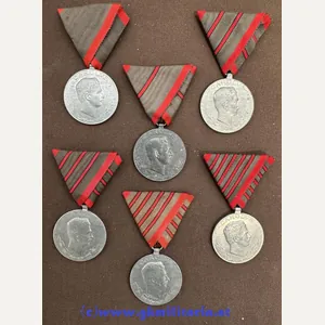 6er Satz Verwundetenmedaille Kaiser Karl I. !!