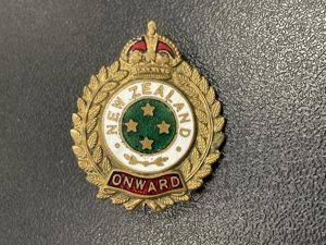 WW1/2 New Zealand Military forces 'onward' sweetheart