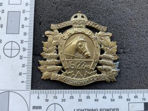 16/22nd Saskatchewan Horse cap badge