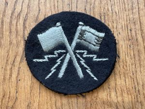 WW2 RAF Signallers cloth trade badge