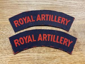 WW2 Printed ROYAL ARTILLERY shoulder titles