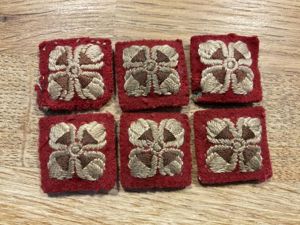 WW2 British Infantry officers padded cloth rank pips.