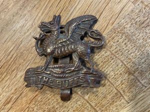 East Kent Regiment (The Buffs) cap badge