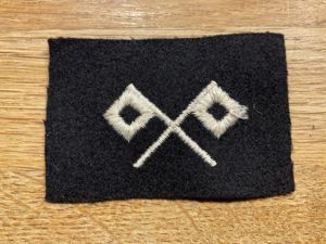 WW2 USN Signallers qualification sleeve badge