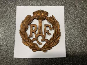 Post 1918 R.A.F other ranks, theatre made cap badge