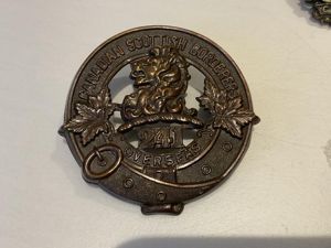WW1 CEF 241st Infantry Batt (Canadian Scottish Borderers) Glengarry badge.