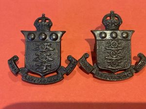 WW2 Officers Indian Army ordnance Corps collar badges.