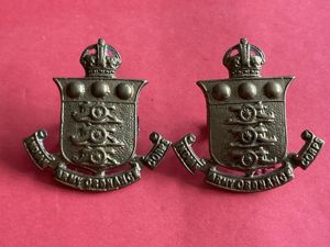 WW2 Indian Army Ordnance Corps collar badges