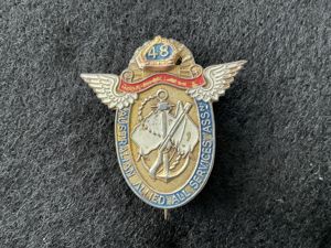 WW2 Australian Allied All Services Association lapel badge.