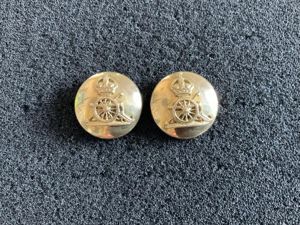 WW1/2 Royal Artillery 19mm Officers 2 part gilt buttons.