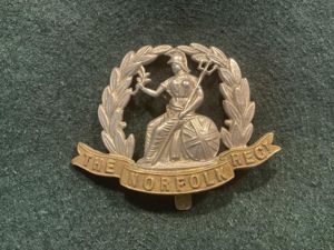 WW1 Norfolk Regiment cap badge