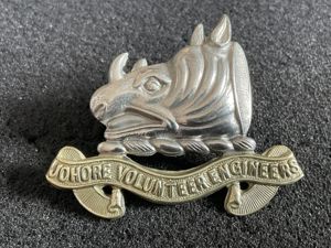 Johore Volunteer Engineers officers cap badge 1928-42
