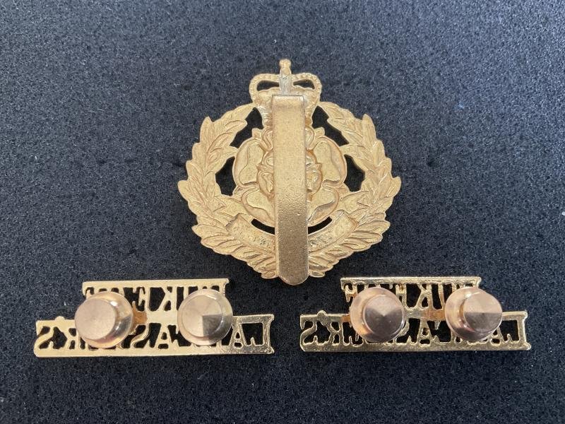 Duke of Lancasters Regt cap & collar badges. — image 2