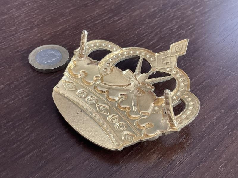 Royal Guard of Oman-Pith Helmet plate. — image 3