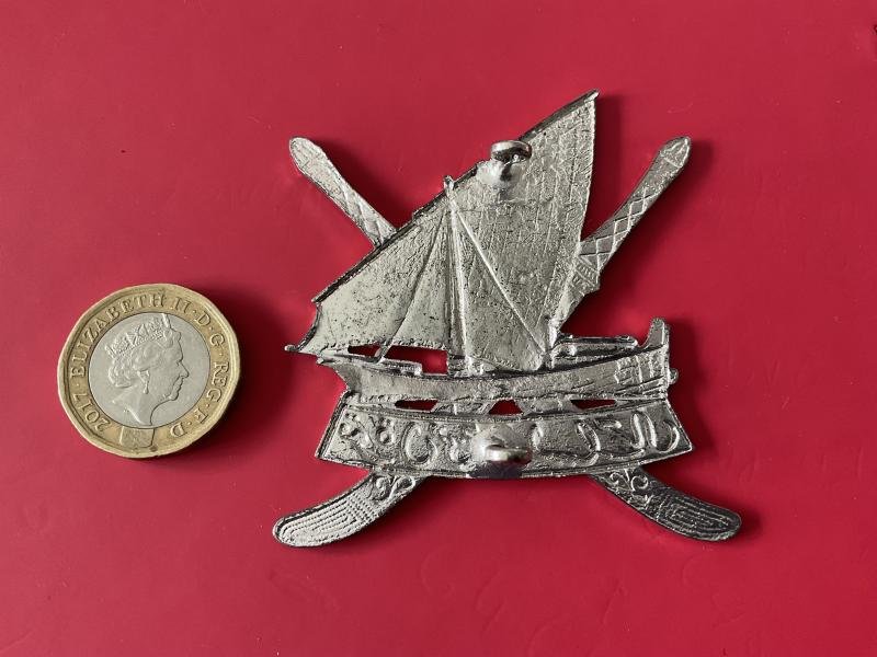Oman; Coastal Security Force cap badge. — image 2