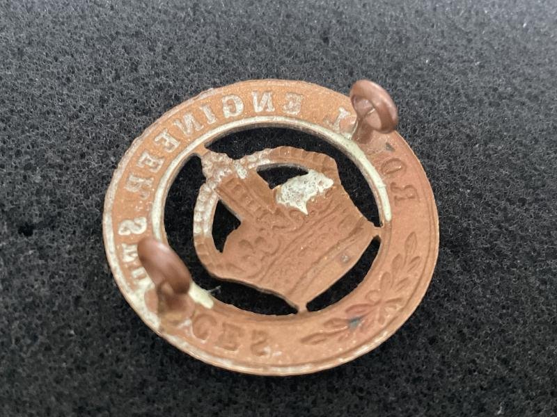 Royal Engineer Services cap badge — image 2