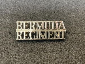 BERMUDA REGIMENT Anodised shoulder title.
