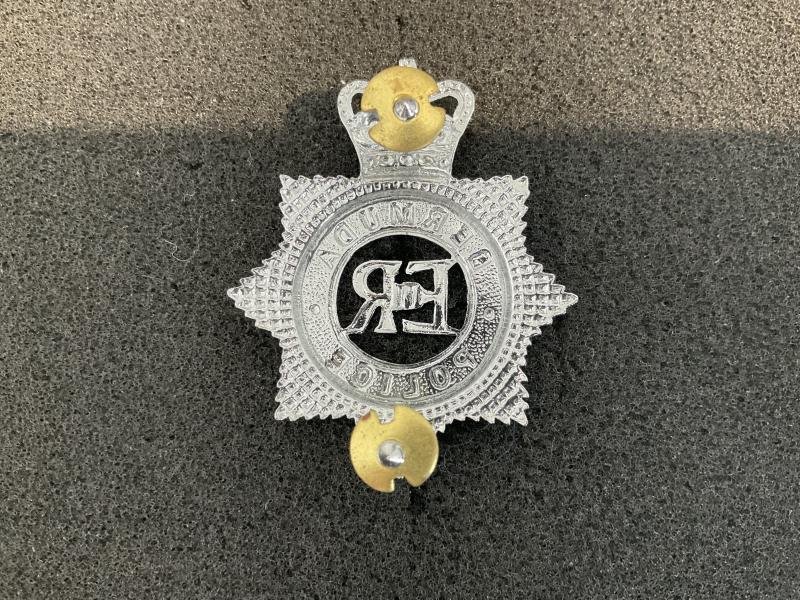 Q/C (EIIR) Bermuda Police cap badge. — image 2