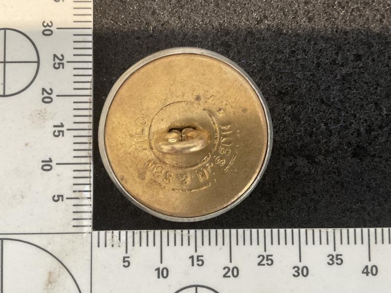 George V Bermuda Police button by Hobson. — image 2