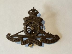 WW1 Canadian Field Artillery cap badge by TIPTAFT.