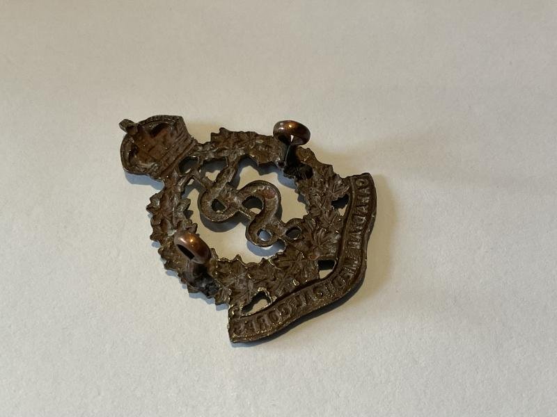 WW1 Canadian Medical Corps bronzed cap badge. — image 2