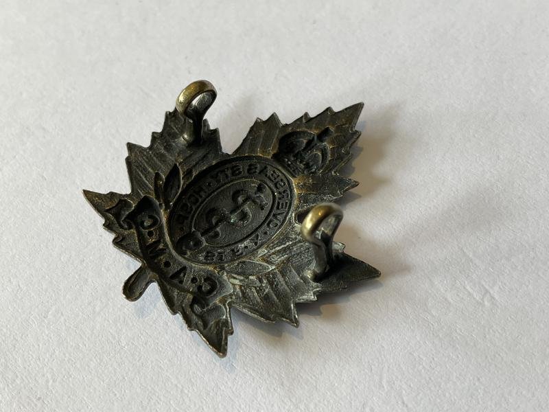 WW1 C.E.F 9th St.Francis-Xavier Canadian Stationary Hospital cap badge. — image 3