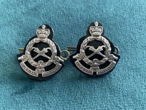 Federation of Malay Police collar badges 1950-60s