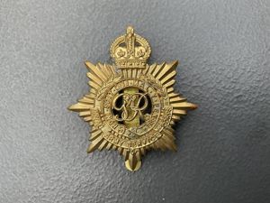 WW2 R.A.S.C cap badge by J.R.GAUNT LONDON.