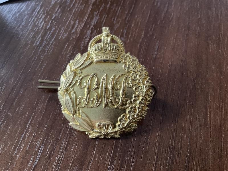 K/C Basutoland Mounted Police cap badge. — image 2