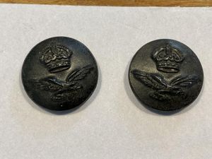 WW2 R.A.F black plastic pair of 14mm cap buttons