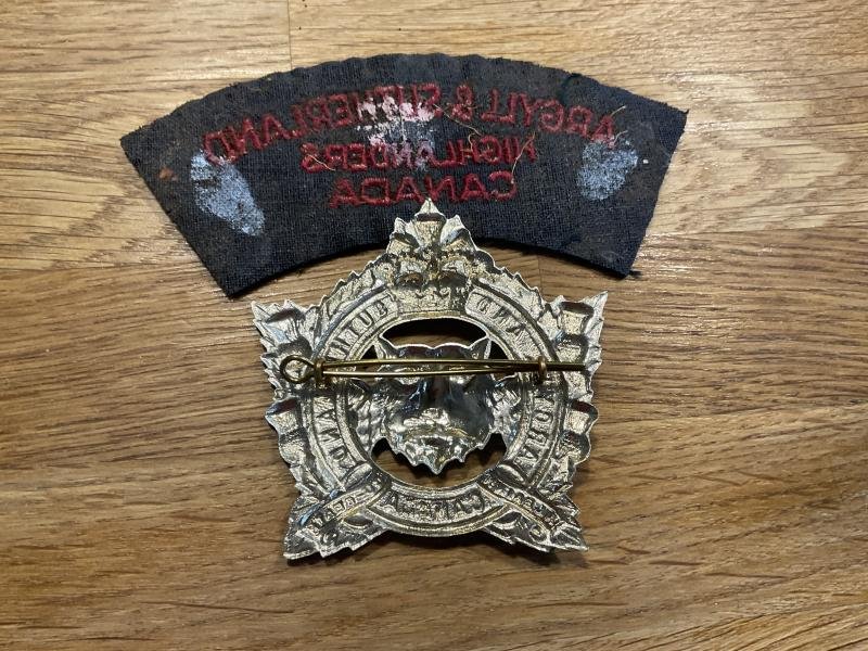 Argyll & Sutherland Highlanders of Canada cap badge & title. — image 2