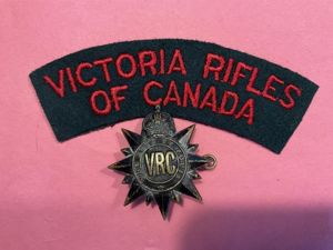 Victoria Rifles of Canada cap badge & shoulder title.
