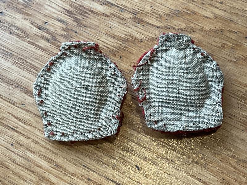 WW2 British & Commonwealth infantry Majors cloth rank crowns. — image 2