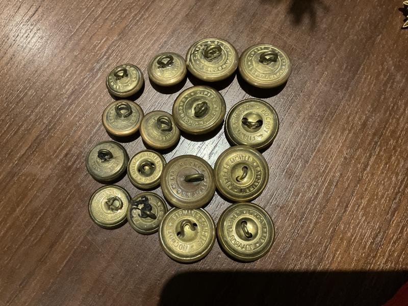 WW1/2 Durham Light Infantry (DLI) Officers tunic buttons x 16. — image 2