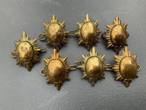 WW1/2 Coldstream Guards Captains brass rank stars.