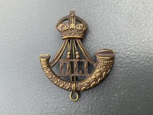 WW1/2 Durham Light Infantry O.S.D collar badge.