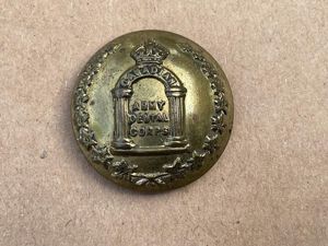 WW1 Canadian Army Dental Corps button.(rare maker)
