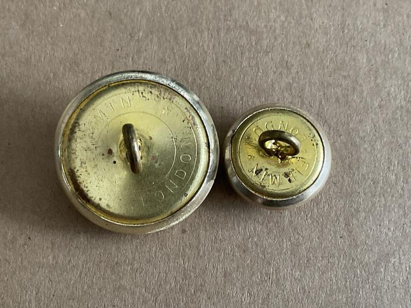 Royal N.Z Army Service Corps anodised by buttons. — image 2