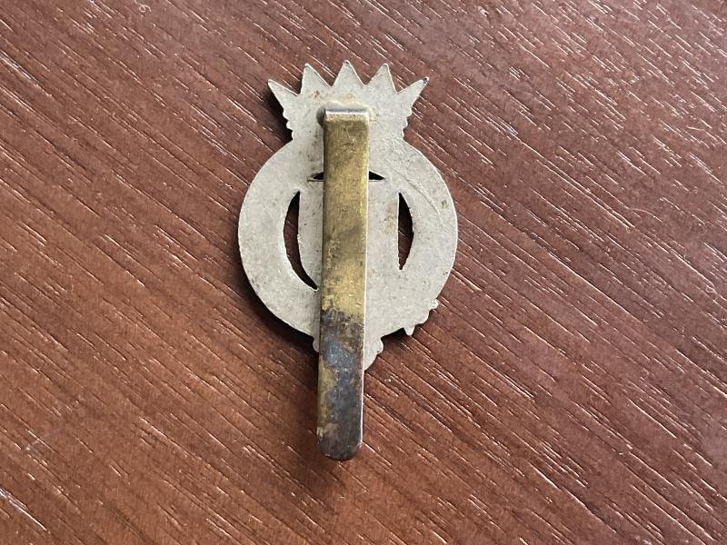 Federation of Malay states volunteer forces cap badge — image 2