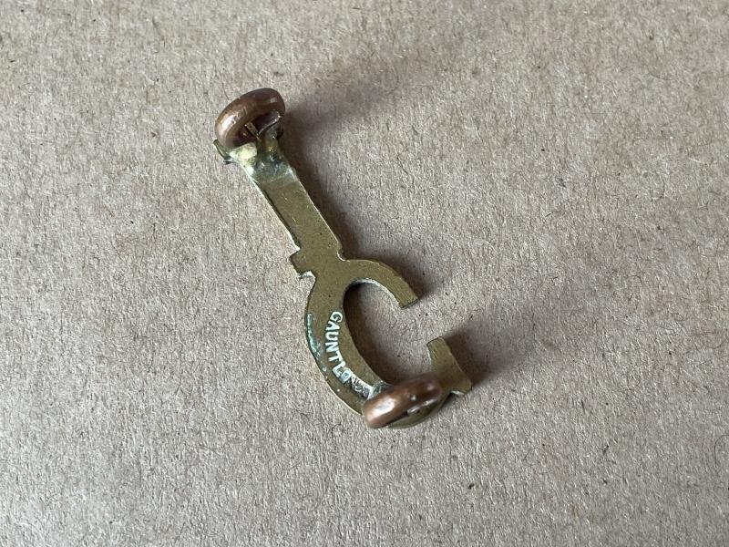 WW1 CEF 1st Battalion (Western Ontario) C/1 collar badge — image 2