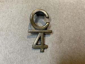WW1 CEF 4th Battalion C/4 collar badge
