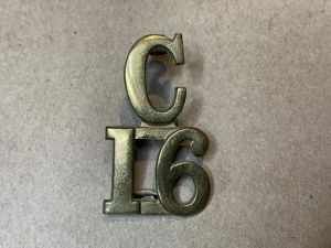 WW1 CEF 16th Battalion C/16 collar badge by GAUNT LONDON.