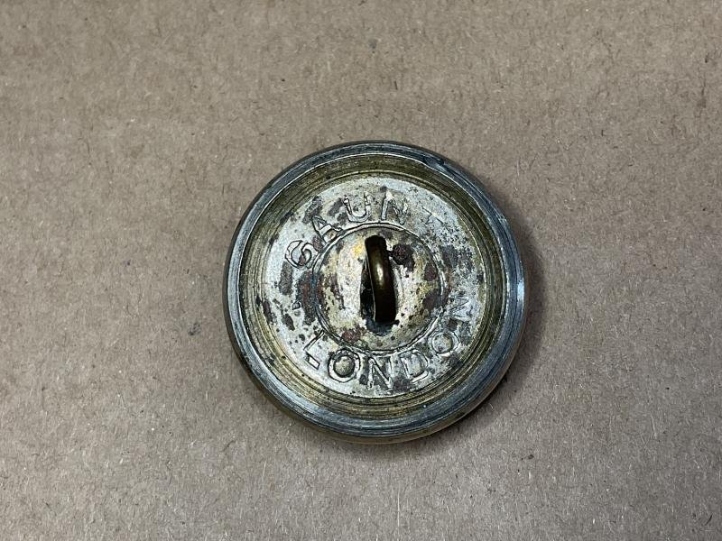 Yorkshire Hussars officers silver plated 24mm button — image 2