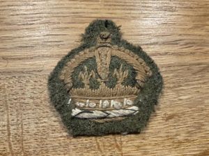 WW2 Warrant officers rank crown, removed from uniform.