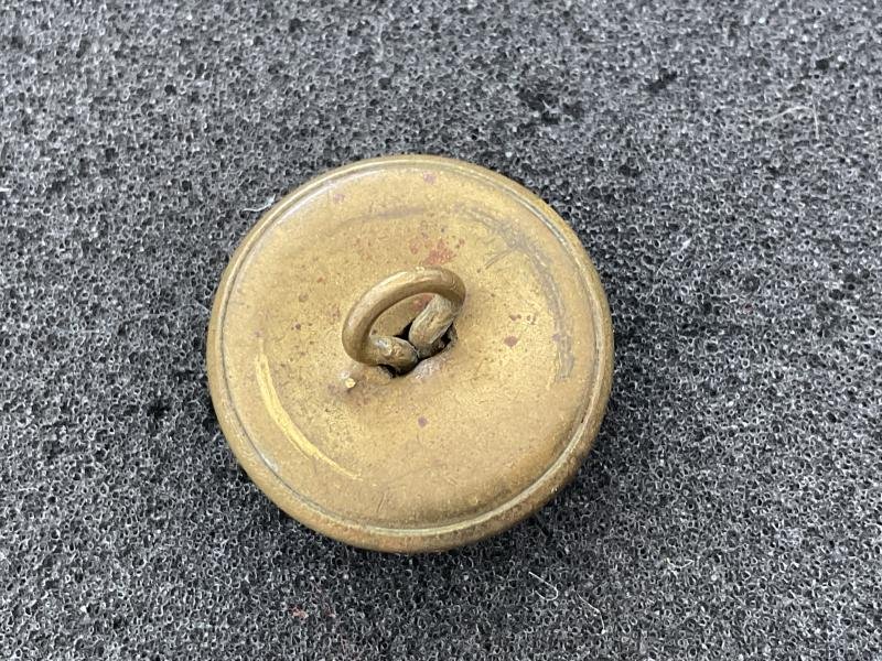WW2 Hong Kong Volunteer Corps large 24mm brass button. — image 2