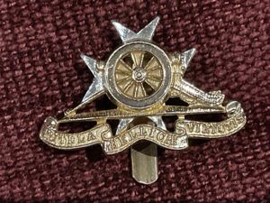 Post 1974 Royal Malta Artillery anodised small beret badge.