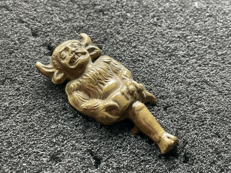 WW2 4th battalion lincolnshire regiment N.C.Os Imp arm badge — image 2