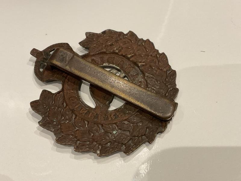 WW1 Canadian Engineers cap badge with rear slider. — image 2