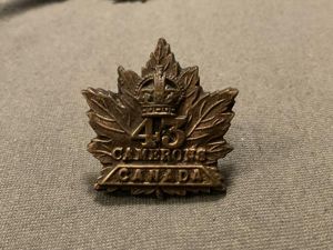 WW1 CEF 43rd Battalion (Cameron Highlanders) collar badge.
